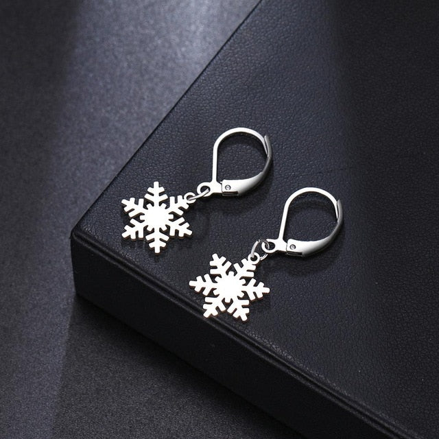 Shiny Snowflake Earrings